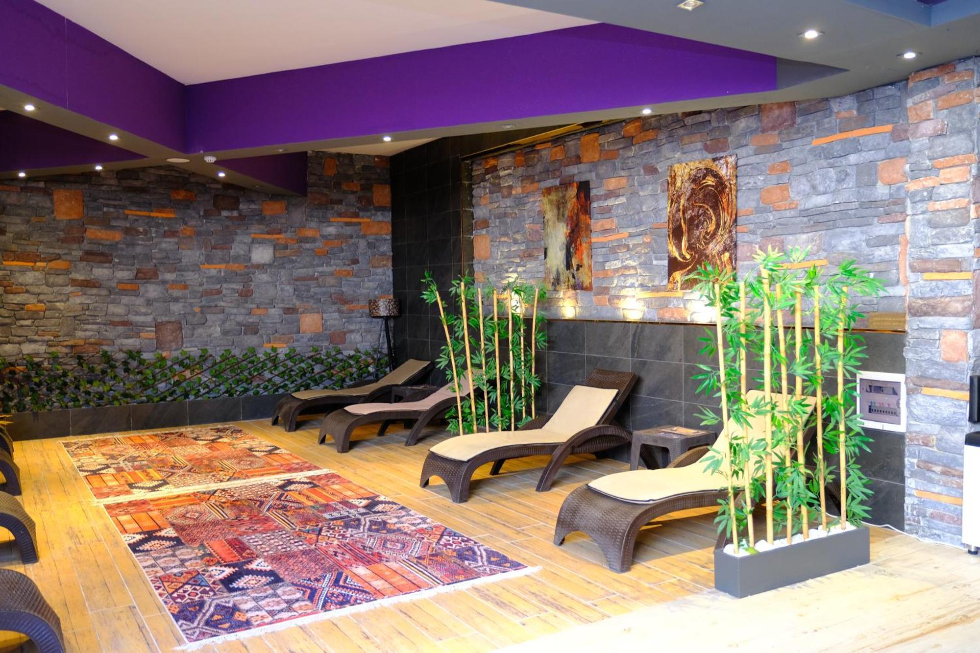 Side Mira Palace & Spa Exterior photo